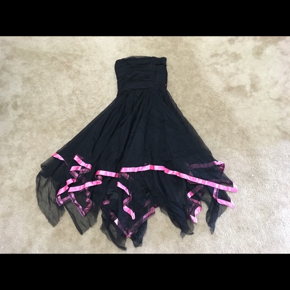 Cache Dresses & Skirts - ♥️ Cache Women’s Strapless Dress